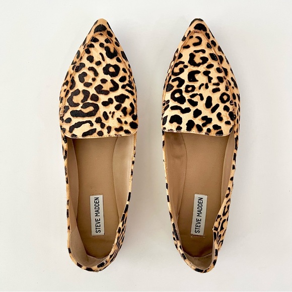 STEVE MADDEN | Featherl Leopard Print Fur Pointed Flats - Picture 7 of 15